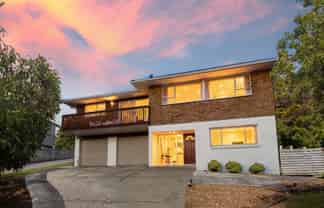 4 Prestige Place, Castor Bay