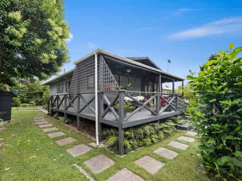 19B Deborah Place, Mangakakahi