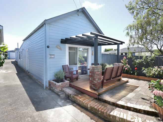 140 Broadway, Marton