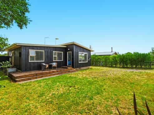 35 Oruatua Avenue, Lake Taupo (East)