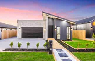 8 Gertrude Cole Road, Clarks Beach