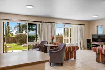 21/34 Waiwera Place, Waiwera