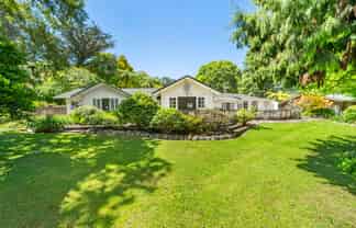 23 Crest Road, Akatarawa