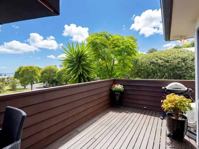 1/96 William Bayes Place, Red Beach