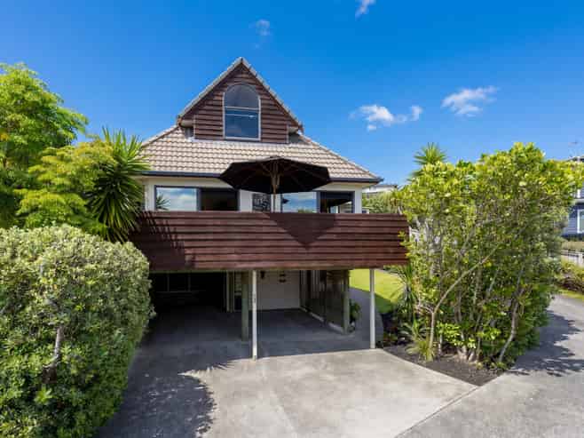 1/96 William Bayes Place, Red Beach