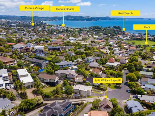 1/96 William Bayes Place, Red Beach