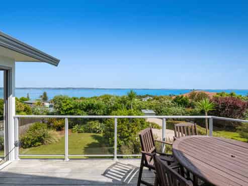 1326 Whangaparaoa Road, Army Bay