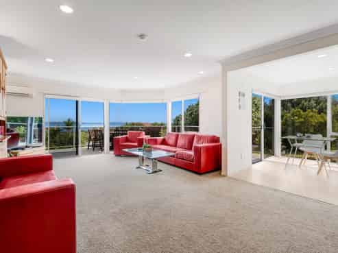 1326 Whangaparaoa Road, Army Bay