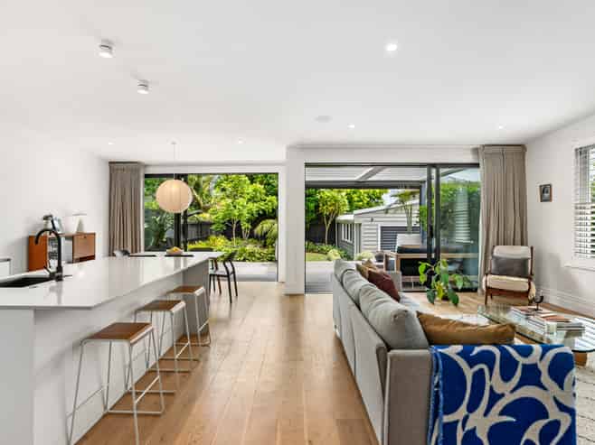 25 Volcanic Street, Mount Eden