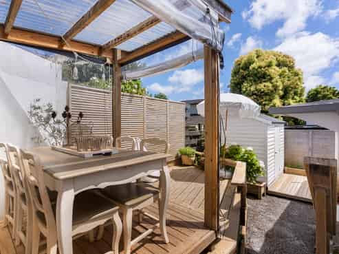 2/58 Birkdale Road, Birkdale