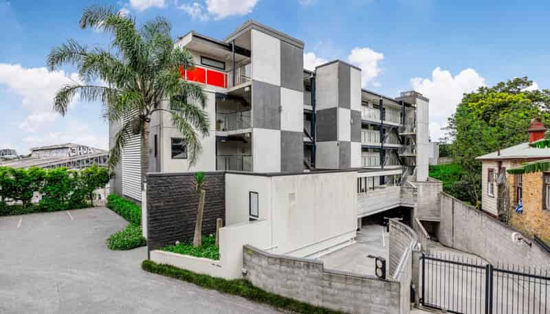 504/21 Tawari Mews, Mount Eden