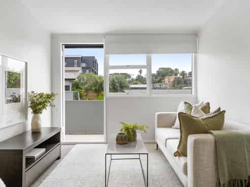 5/11 Don Croot Street, Kingsland