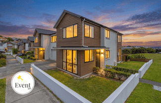 2 Seafarer Crescent, Stanmore Bay