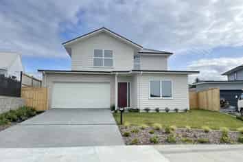 24 Onekura Street, Red Beach