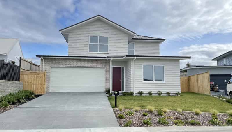 24 Onekura Street, Red Beach