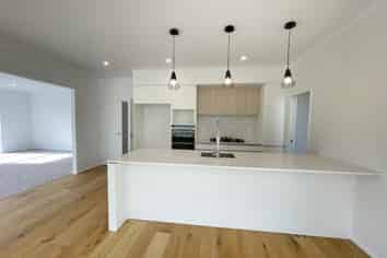 24 Onekura Street, Red Beach