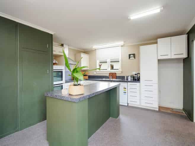 42 Joseph Street, Waverley