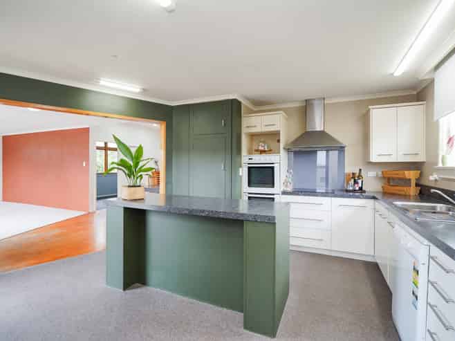 42 Joseph Street, Waverley