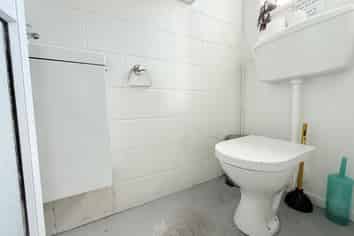 Affordable Albany Retail | 50 m2