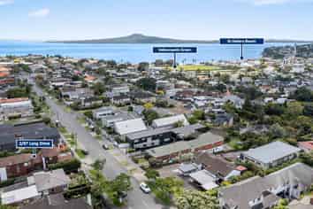 2/97 Long Drive, Saint Heliers