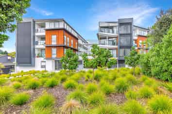 26/8 Thompson Park Road, Mount Wellington