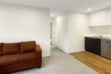 26/8 Thompson Park Road, Mount Wellington