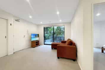 26/8 Thompson Park Road, Mount Wellington