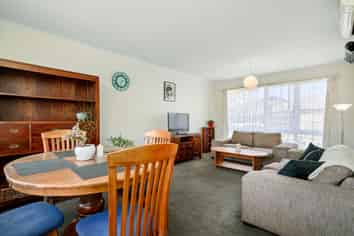 2/39 Mills Street, Boulcott