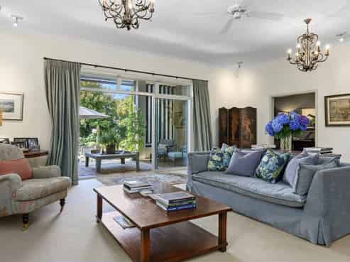 85/87 Rainbow Drive, Rainbow Point