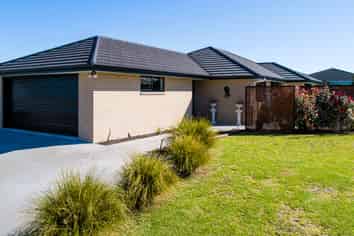 16 Roto View, One Tree Point