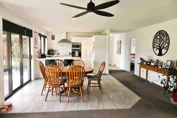 16 Roto View, One Tree Point