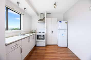 274 Great North Road, Henderson