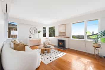 72 Bradbury Road, Botany Downs