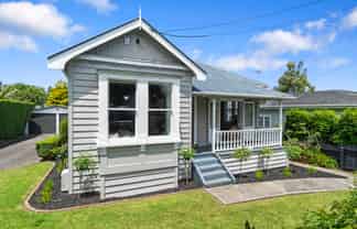 47 Kings Road, Three Kings