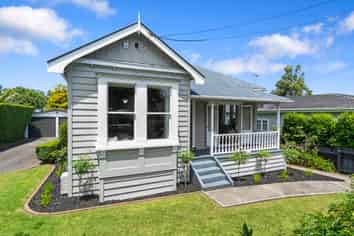 47 Kings Road, Three Kings