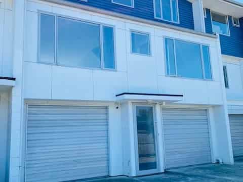 22B Packe Street, Edgeware