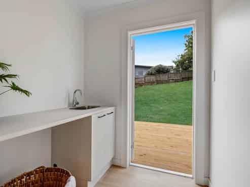 15 Nelson Street, Helensville