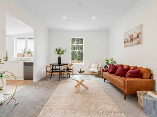 15 Nelson Street, Helensville