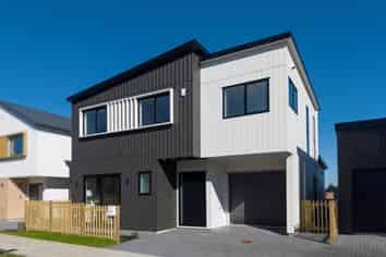 32 Taipahitini Road , Karaka