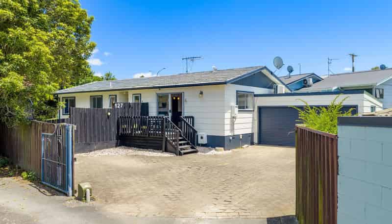 127 Fairview Street, Chartwell