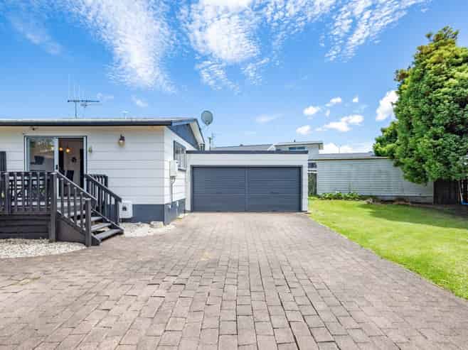 127 Fairview Street, Chartwell