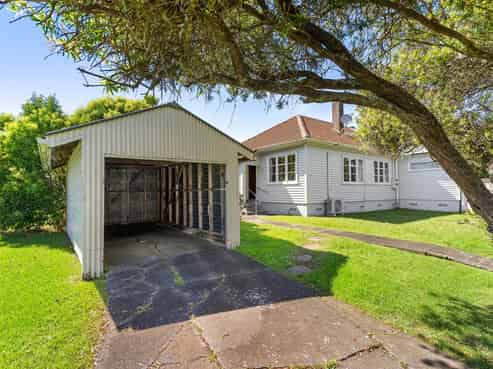 23 Clarence Road, Northcote Point