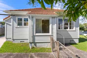 23 Clarence Road, Northcote Point