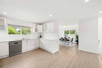 60 Maungaraki Road, Korokoro