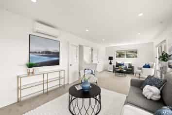 60 Maungaraki Road, Korokoro