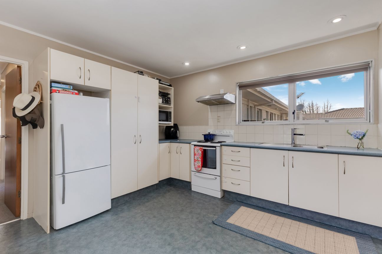 HUGE PRICE REDUCTION! - Vista 5