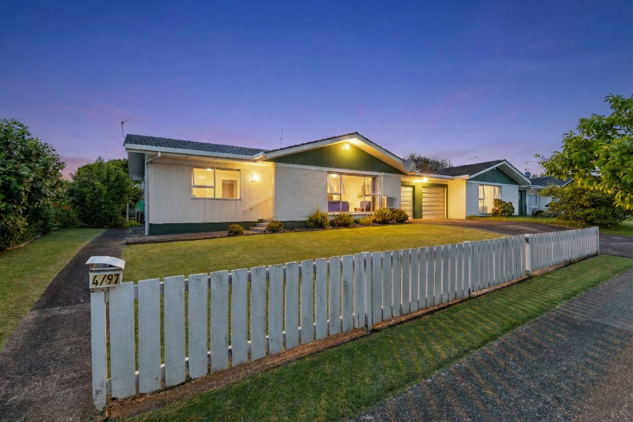 HUGE PRICE REDUCTION! - Vista 2