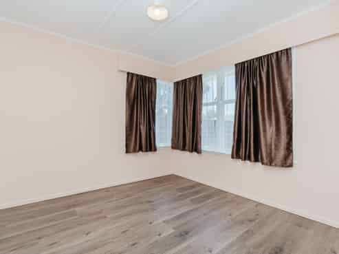 1A Dyer Street, Whitiora