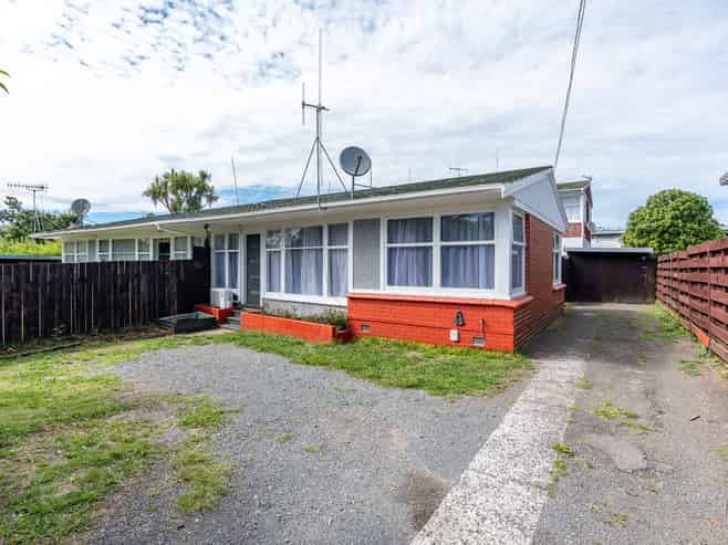 1A Dyer Street, Whitiora