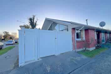 1/129 Glandovey Road, Strowan